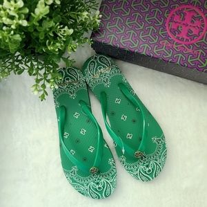TORY BURCH Printed Thin Flip Flop 56488 Amazon/Green Americana Bandana 322